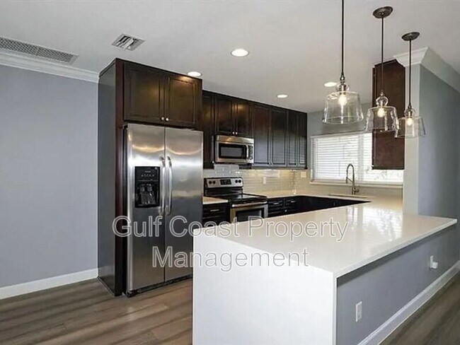 Foto del edificio - 2440 Parson Ln