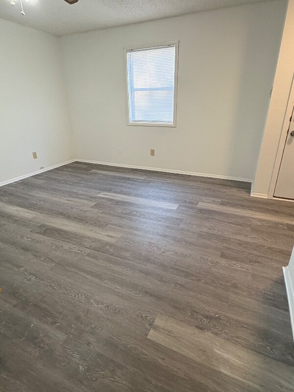 Foto del edificio - 313 S Bailey St