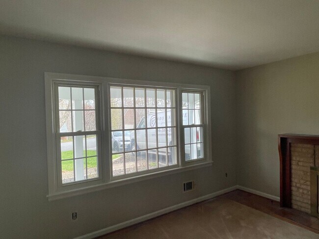 Foto del edificio - 3 Bedroom House on One Level