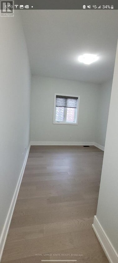 Building Photo - 76 Heathcliffe Dr