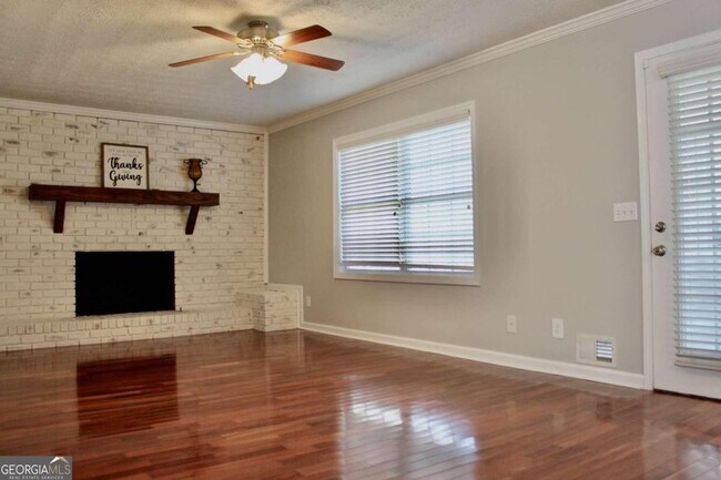 Building Photo - 3410 Elm Creek Dr