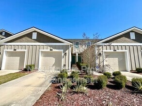 Building Photo - 269 Aralia Ln