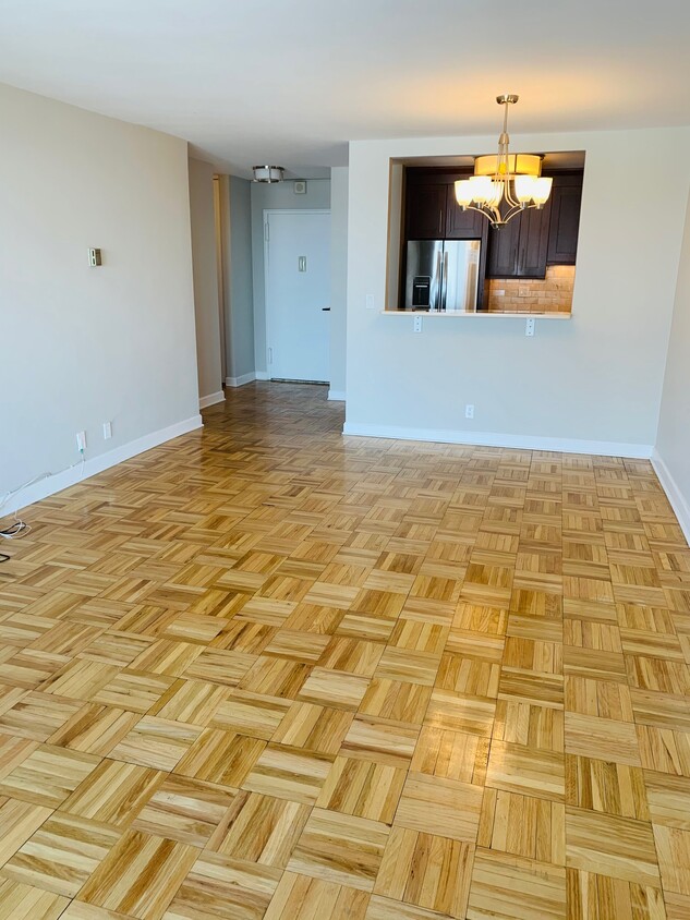 Foto principal - 2000 Linwood Ave