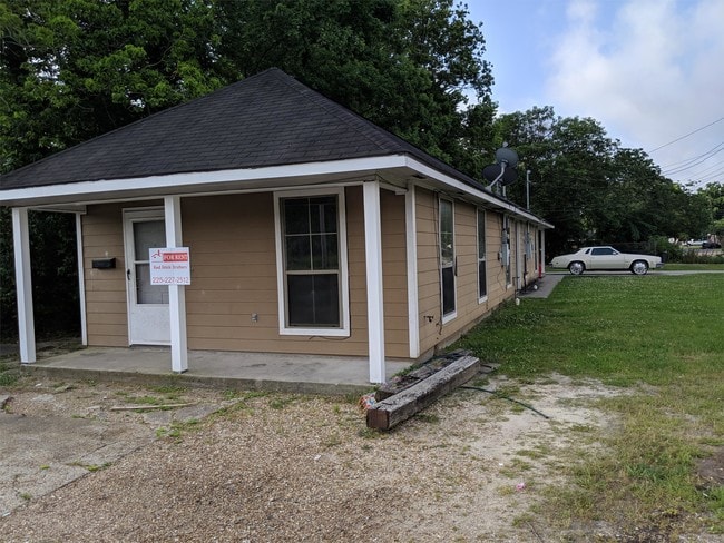 Photo - 2606 Weller Ave House