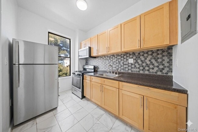 Foto del edificio - 1207 Hancock St