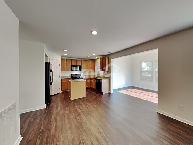 Foto del edificio - 4462 Roundwood Ct