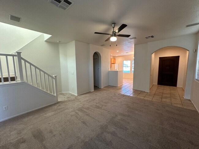 Foto del edificio - Beautiful 3 Bedroom Home with RV Parking