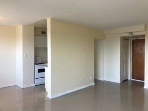 Building Photo - Wentworth Apartments