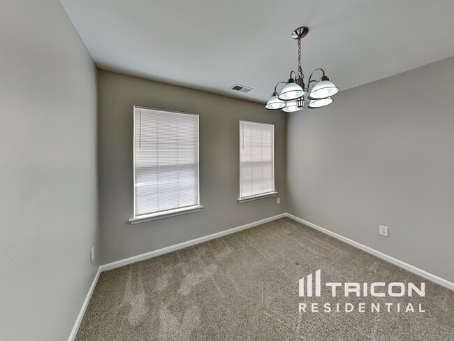 Building Photo - 106 Newport Dr