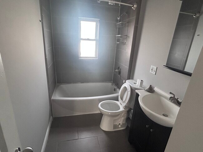 Foto del edificio - 196 Sherman St