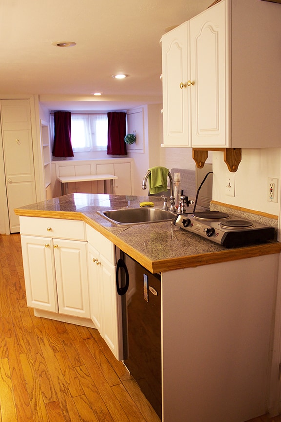 Kitchenette - 3118 1/2 Dumbarton St NW