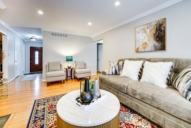 Foto del edificio - 31730 Coronet Dr