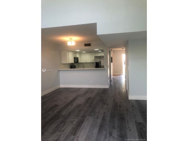Foto del edificio - 4204 SW 70th Terrace