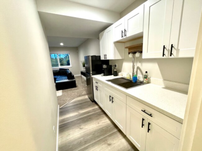 Foto del edificio - 3575 E Grandview Ave