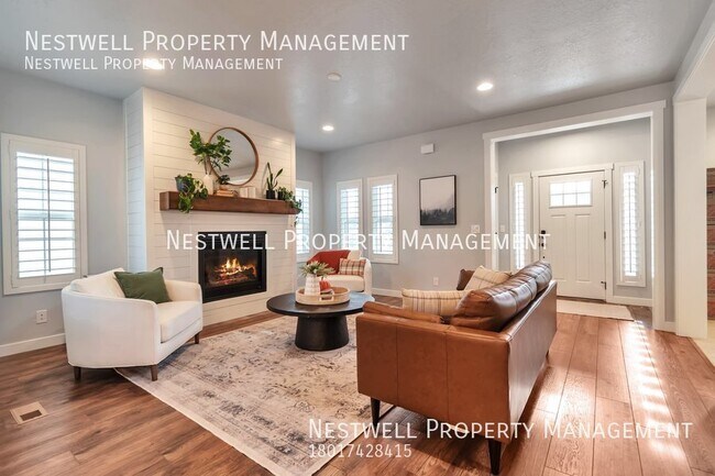 Building Photo - Beautiful 5-bed Home in Daybreak