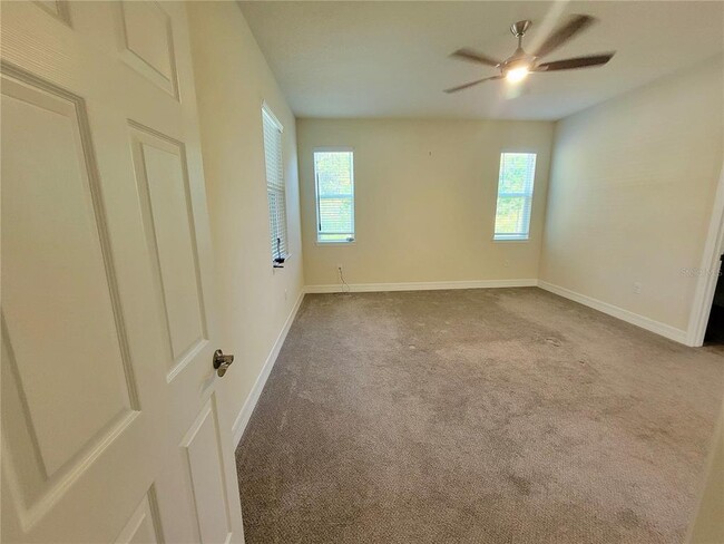 Building Photo - 2414 Riverbank Cv
