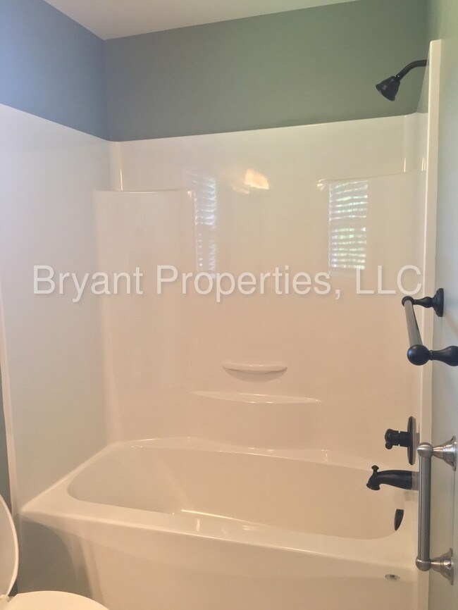 Building Photo - Gallatin - Twin Eagles 3 bedroom 2 Bath