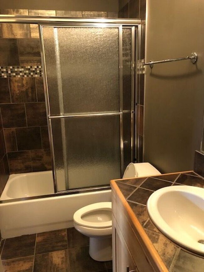 Foto del edificio - Urban Lofts unit! - PRE-LEASE FOR AUGUST 2026