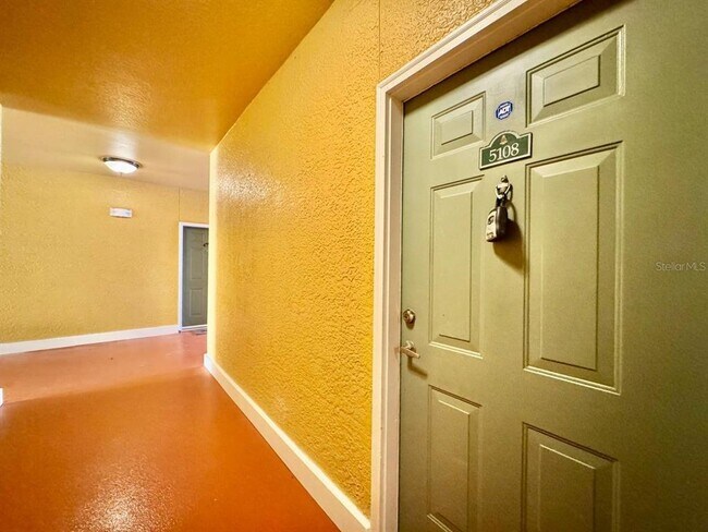 Foto del edificio - 4207 S Dale Mabry Hwy