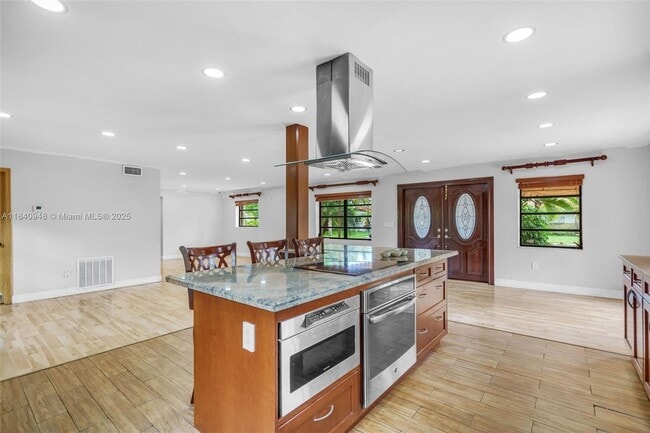 Photo - 12845 SW 49th Terrace House