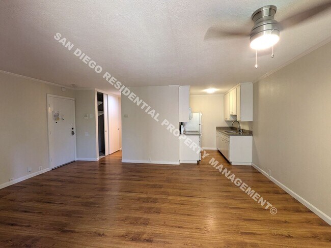 Foto del edificio - Charming Studio near PB, the Bay & the Cove