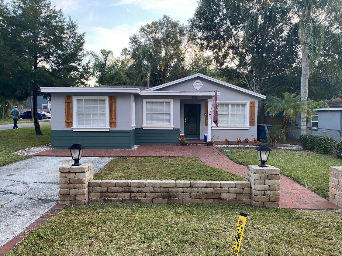 Foto principal - 302 W Fern St