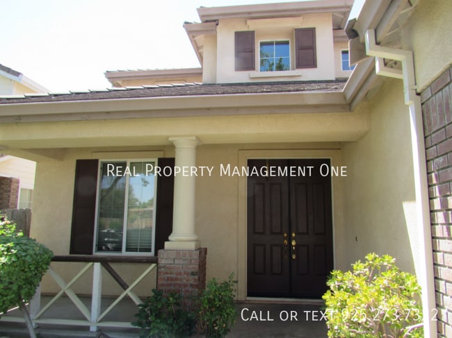 Building Photo - 315 Glenbriar Cir
