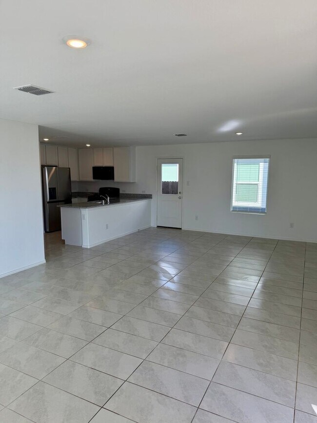 Foto del edificio - 9001 Thrasher Trl