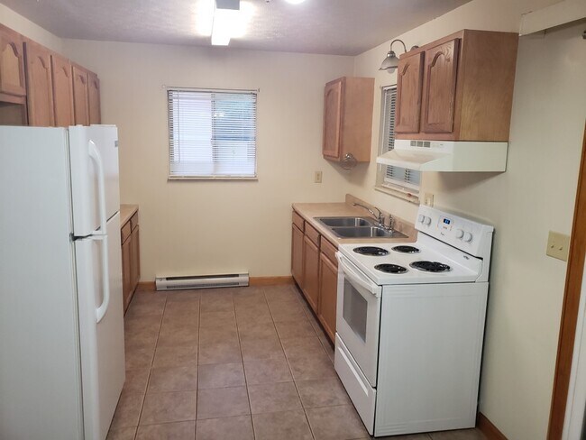 Kitchen - 1209 Middletown Rd