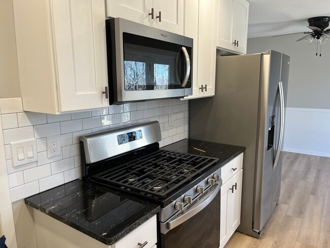 Foto del edificio - 7527 Hessler Dr NE
