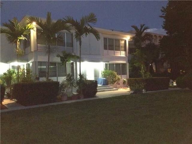 Foto principal - 1130 93rd St