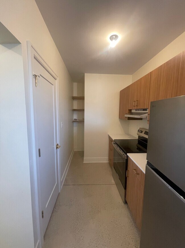 Foto del edificio - 6465 Sterling St