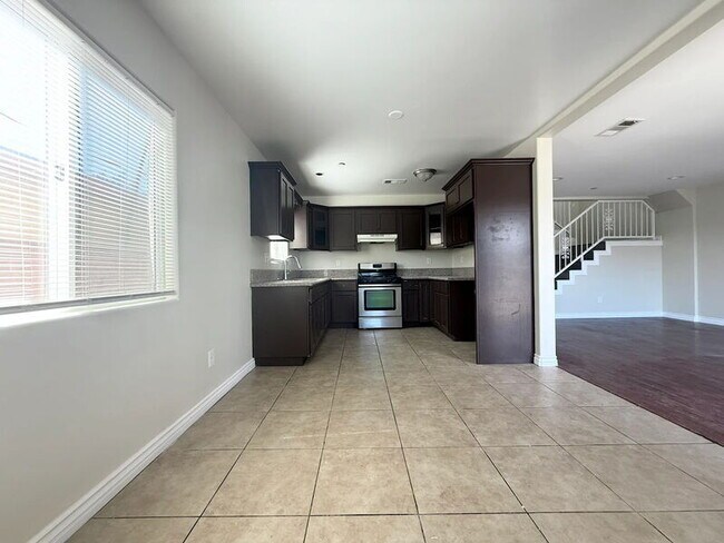 Foto del edificio - 1549 E 50th St