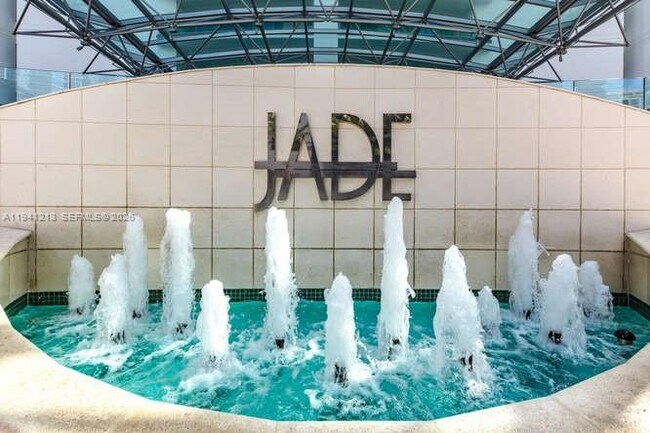 Foto del edificio - 1331 Brickell Bay Dr