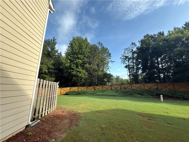 Building Photo - 6055 Apple Rose Dr