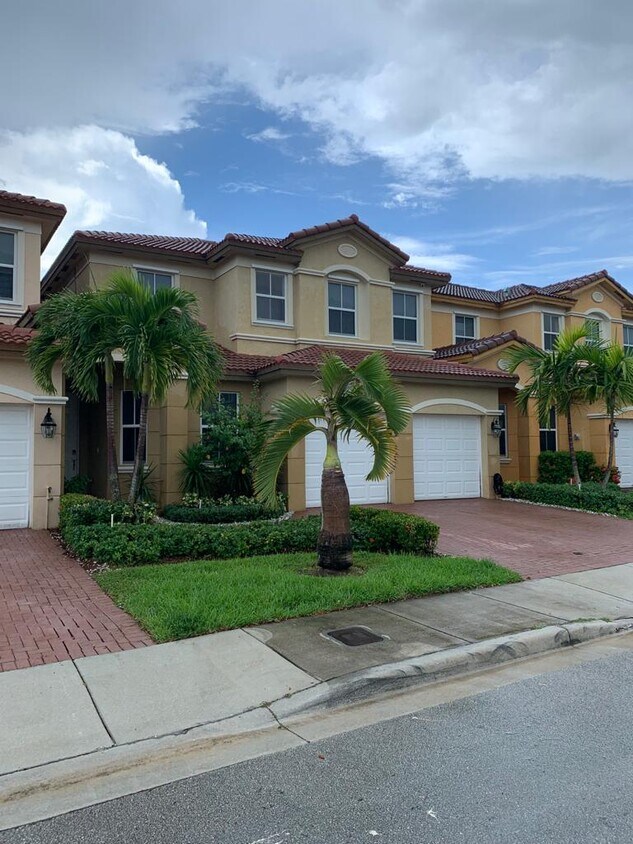 11348 NW 74th Ter, Medley, FL 33178 House Rental in Medley, FL