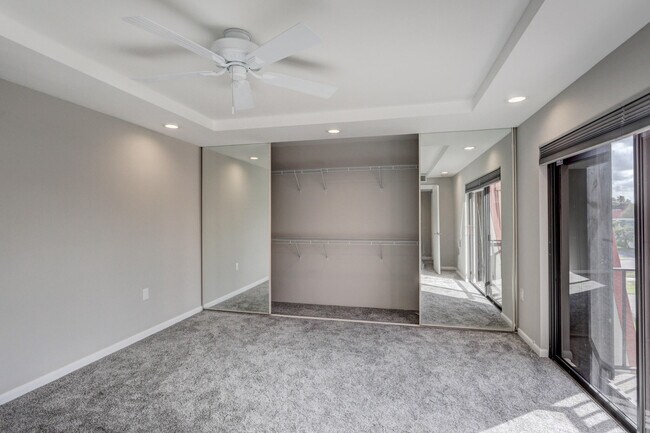 Building Photo - 3201 Meridian Way S