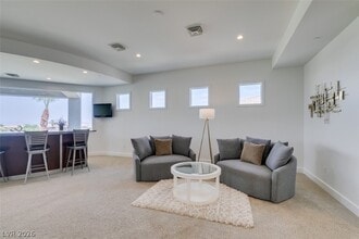 Building Photo - 483 Toucan Ridge Ct