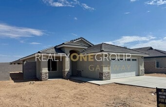Building Photo - 3850 Santa Sophia St