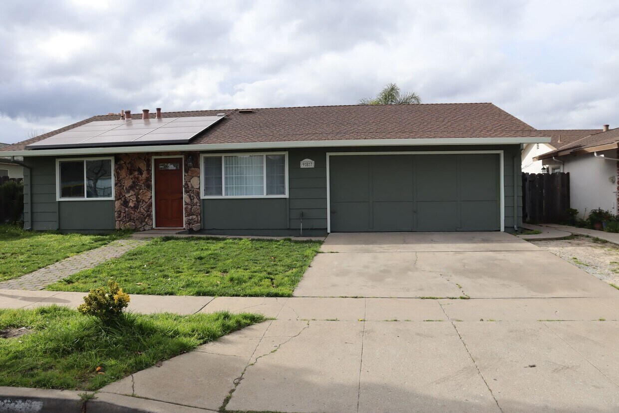Primary Photo - Laurel West Single Level Home