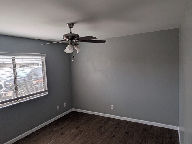 Foto del edificio - 2155 S Apache Dr