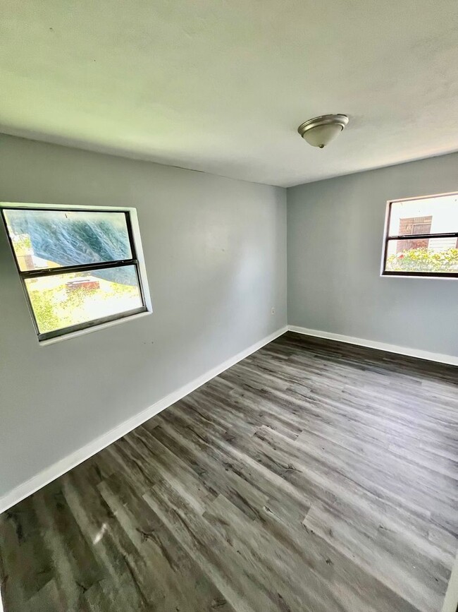Foto del edificio - 916 Mt Airy Ave