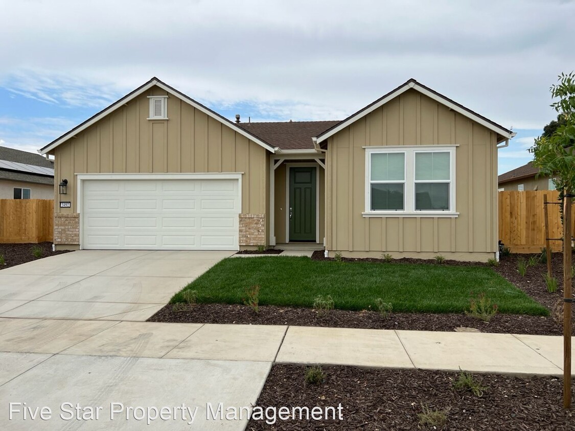 Primary Photo - 3 br, 2 bath House - 3492 Guru Dr