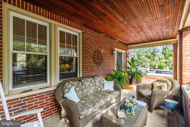 Foto del edificio - 420 W Cork St