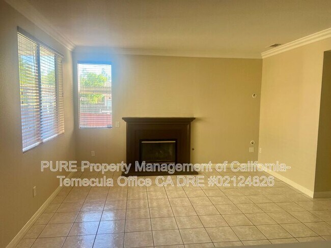 Building Photo - 39918 Ashwood Ln
