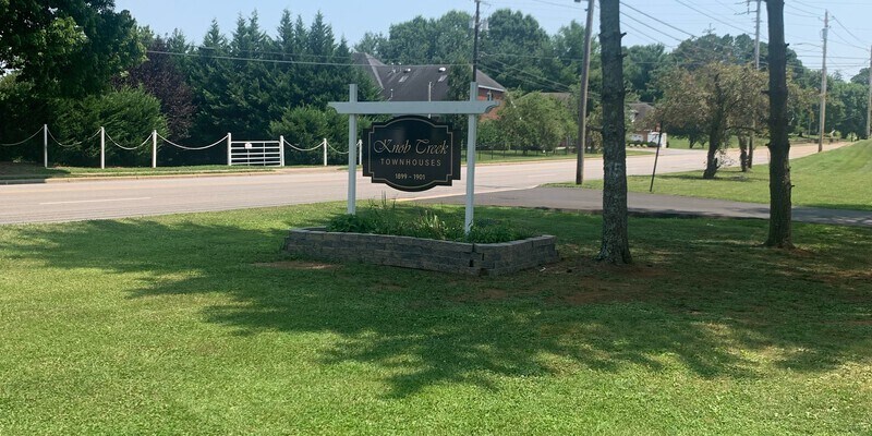 Primary Photo - Knob creek apartment