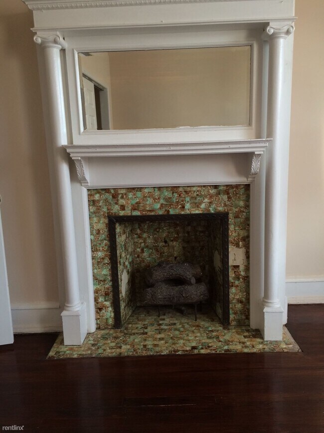 Building Photo - 2 br, 1 bath Apartment - 650 S 51st Street