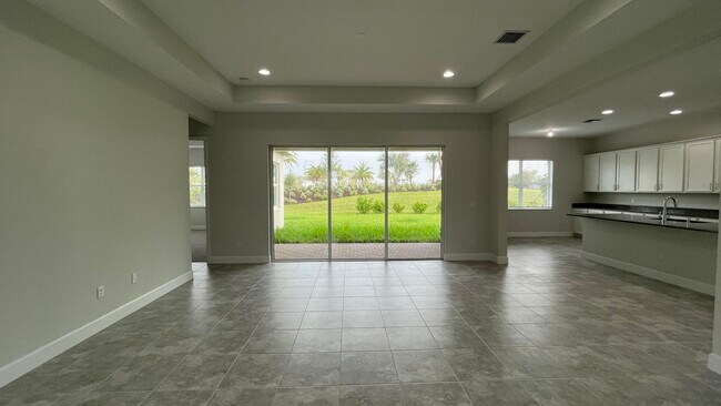 Building Photo - 5699 Liberty Ln