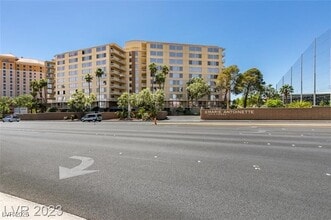 Building Photo - 205 E Harmon Ave