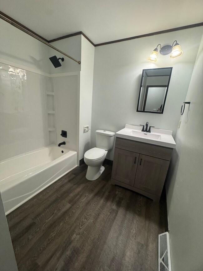 Building Photo - 21205 Mary Lynn Dr